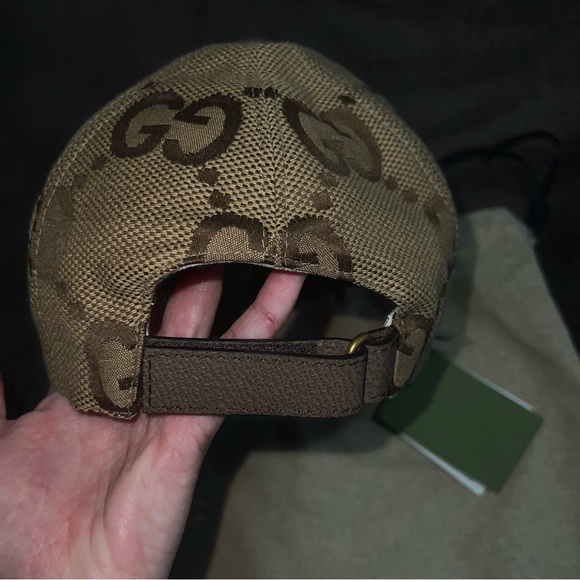 GUCCI GG GIANT LOGO CANVAS BASEBALL HAT CAP - Picture 5 of 12